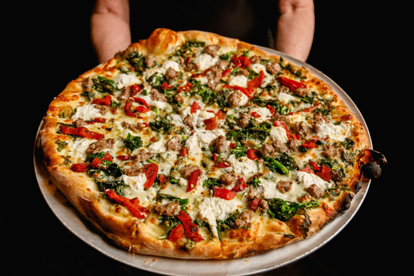 Pizza Wakefield MA   Hand-tossed pizza with premium toppings
